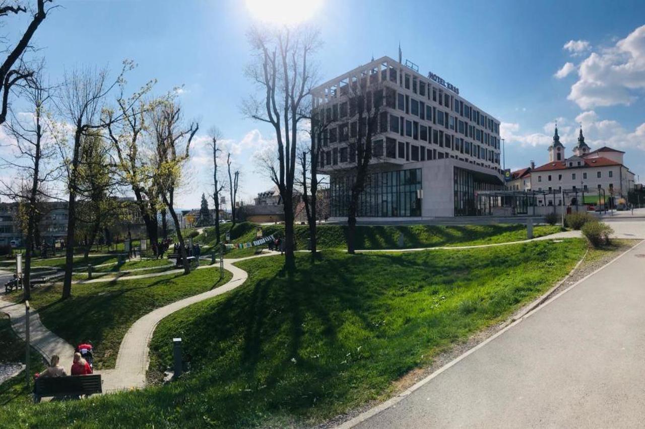 Hotel Kras Postojna Exterior foto