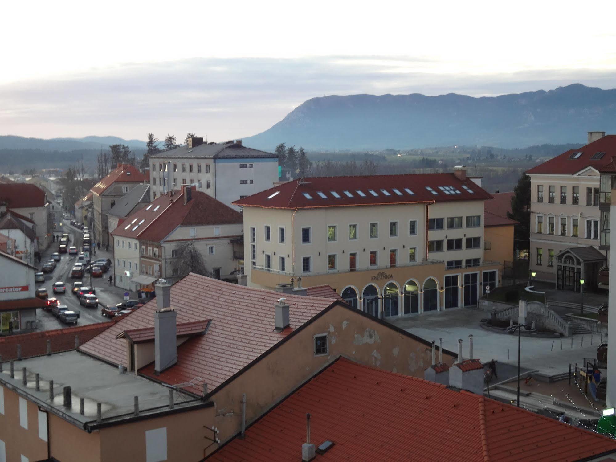 Hotel Kras Postojna Exterior foto