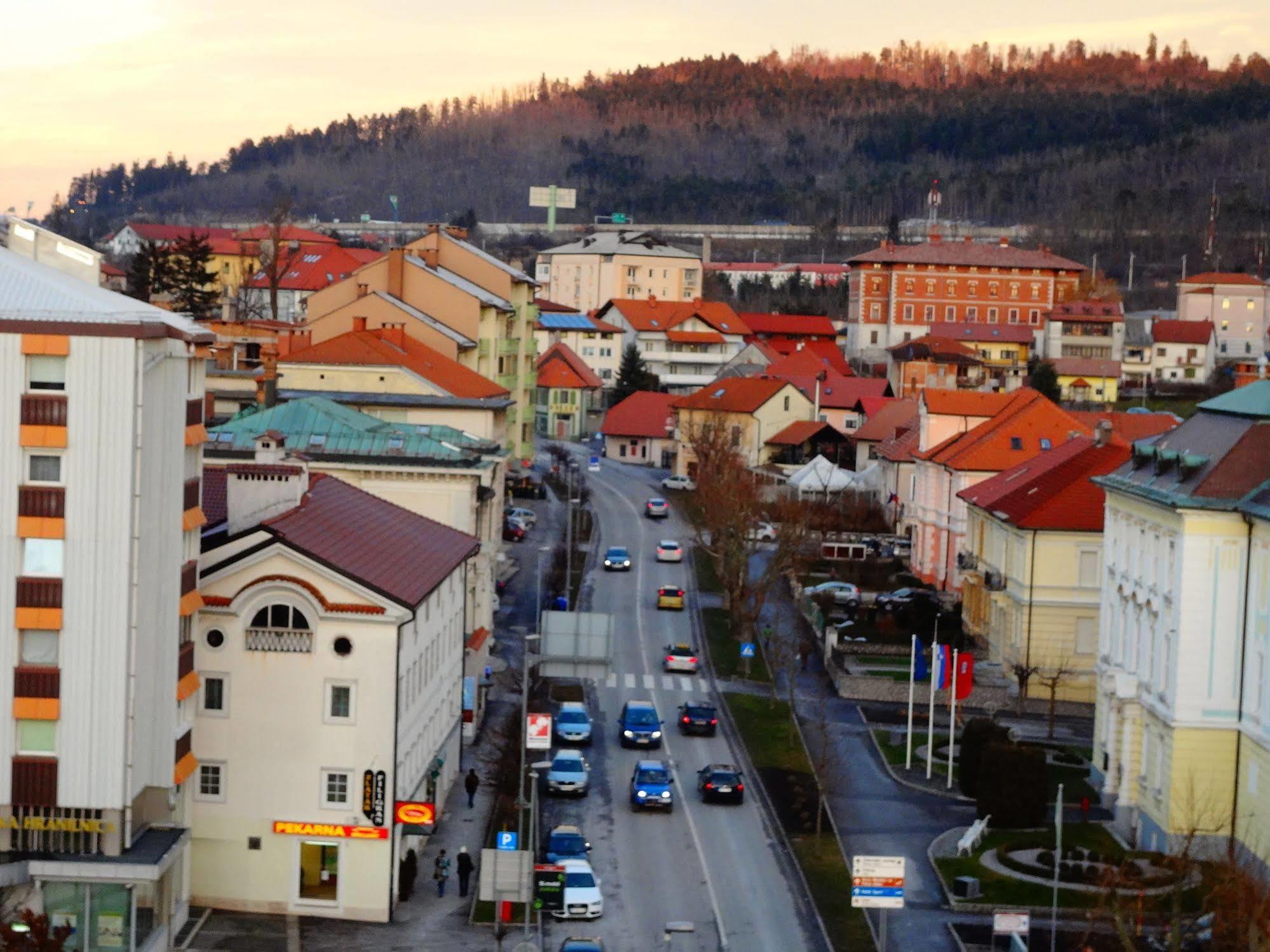 Hotel Kras Postojna Exterior foto